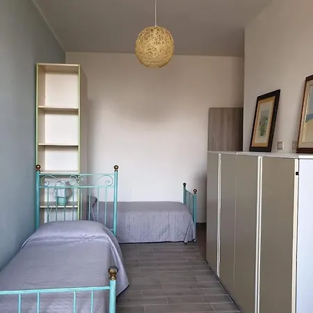 Centro Citta Con Posto Auto Privato E Giardino Condominiale Apartment Cagliari