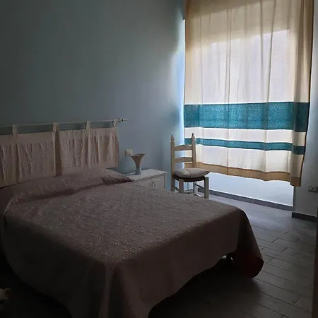 Centro Citta Con Posto Auto Privato E Giardino Condominiale Cagliari